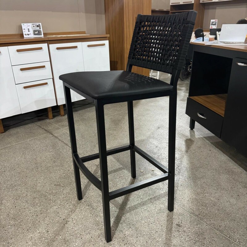 BANQUETA PAONANDA MADRI C/CORDA PRETO FOSCO BANQUETA PAONANDA MADRI C/CORDA PRETO FOSCO